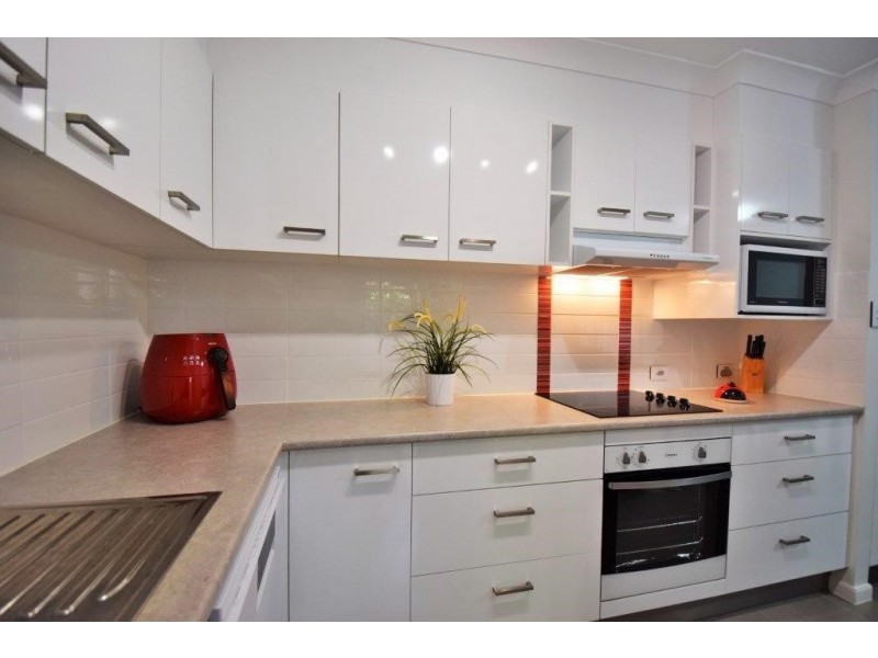 34 3809 PACIFIC HIGHWAY, Tanah Merah QLD 4128