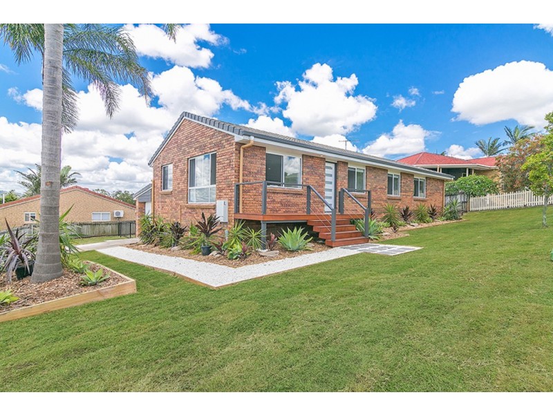 1 Buckley Street, Edens Landing QLD 4207