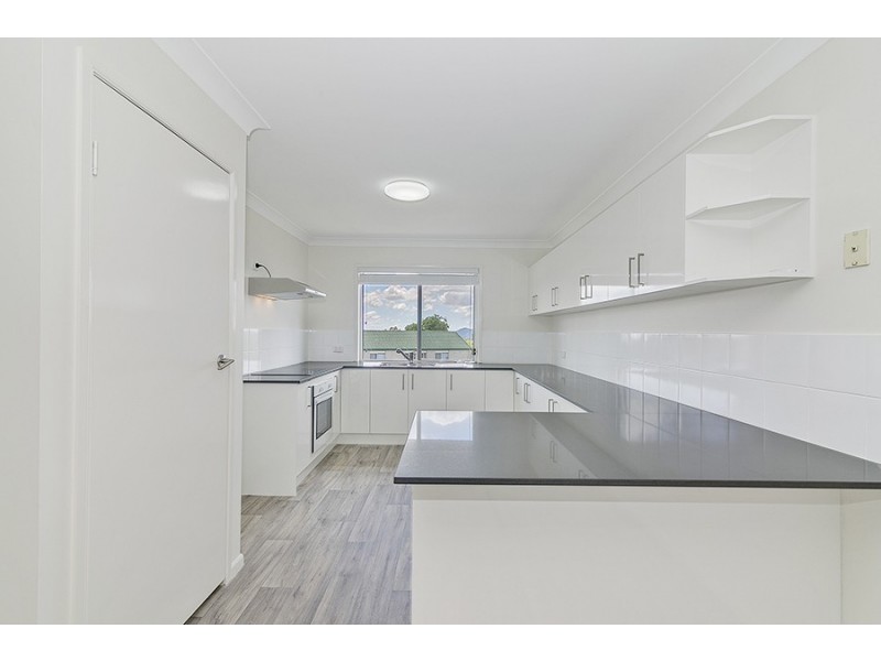 1 Buckley Street, Edens Landing QLD 4207