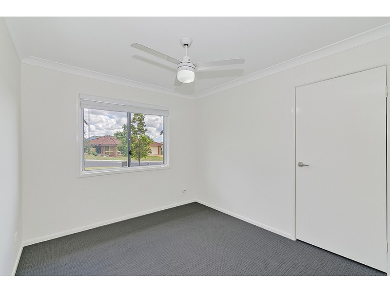 1 Buckley Street, Edens Landing QLD 4207