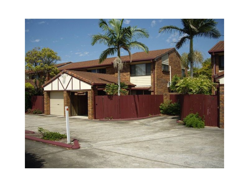 4/16 Pine Ave, Beenleigh QLD 4207