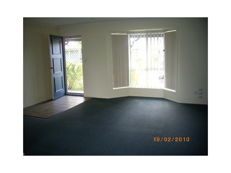 8 Shirley st, Eagleby QLD 4207