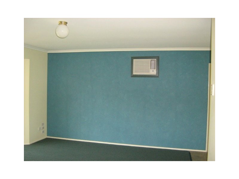 8 Shirley st, Eagleby QLD 4207