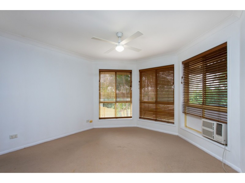 5 Costigan Tce, Edens Landing QLD 4207