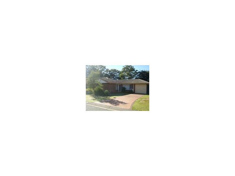 27 Melrose Pl, Eagleby QLD 4207