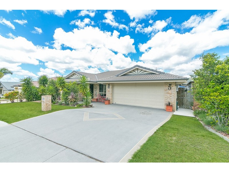 22 Skyline Cct, Bahrs Scrub QLD 4207