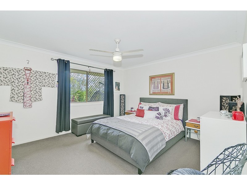 22 Skyline Cct, Bahrs Scrub QLD 4207