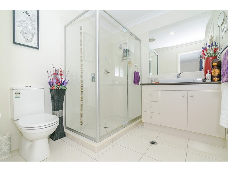 22 Skyline Cct, Bahrs Scrub QLD 4207