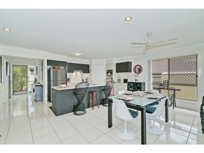 22 Skyline Cct, Bahrs Scrub QLD 4207