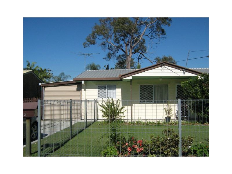 19 Bedford St, Eagleby QLD 4207