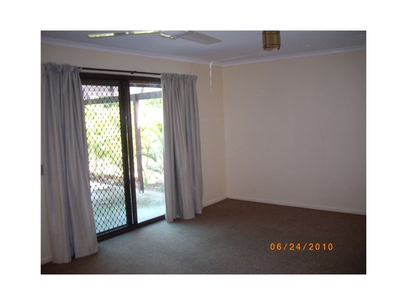 9 Lynette Crt, Bethania QLD 4205