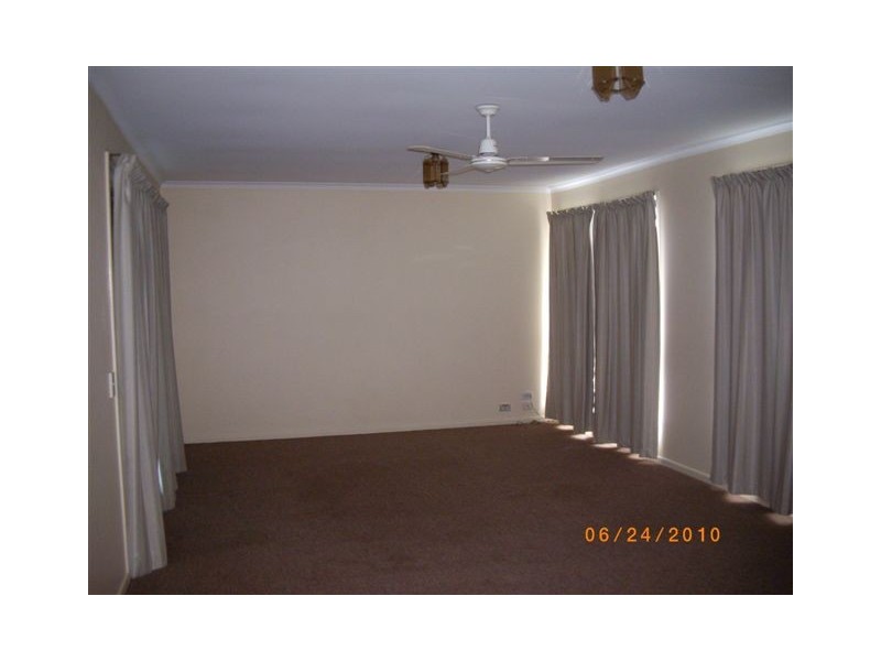 9 Lynette Crt, Bethania QLD 4205