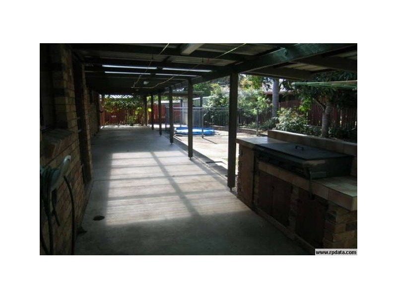 31 Springfield Cres, Daisy Hill QLD 4127