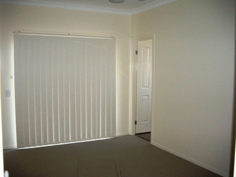 63 Mossman Pde, Waterford QLD 4133