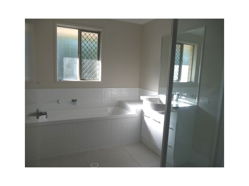 9/126 Logan Rd, Eagleby QLD 4207