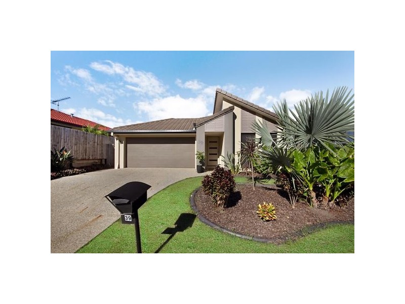 39 Mountain View Cres, Mount Warren Park QLD 4207