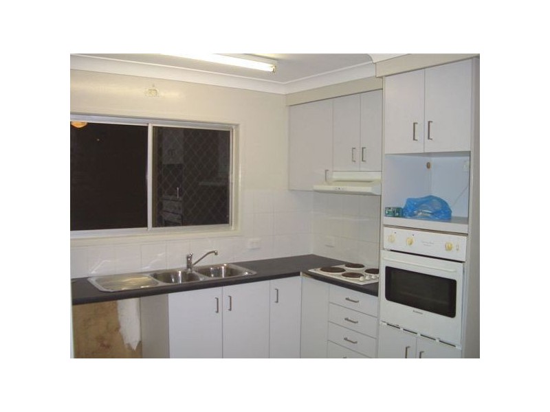 110 Station Rd, Loganlea QLD 4131