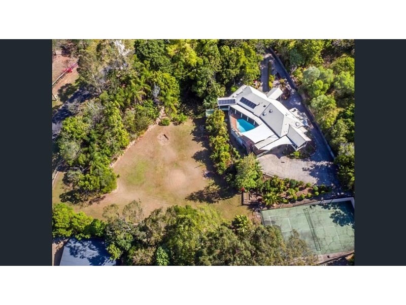 5 BAHRVIEW DRIVE, Bahrs Scrub QLD 4207