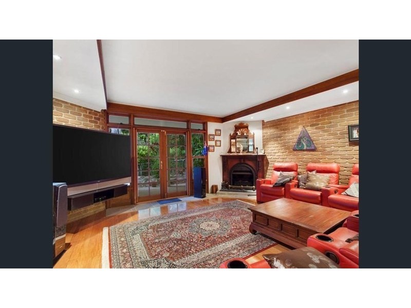 5 BAHRVIEW DRIVE, Bahrs Scrub QLD 4207
