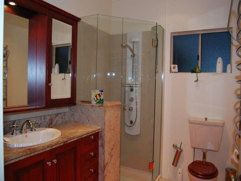 5 BAHRVIEW DRIVE, Bahrs Scrub QLD 4207