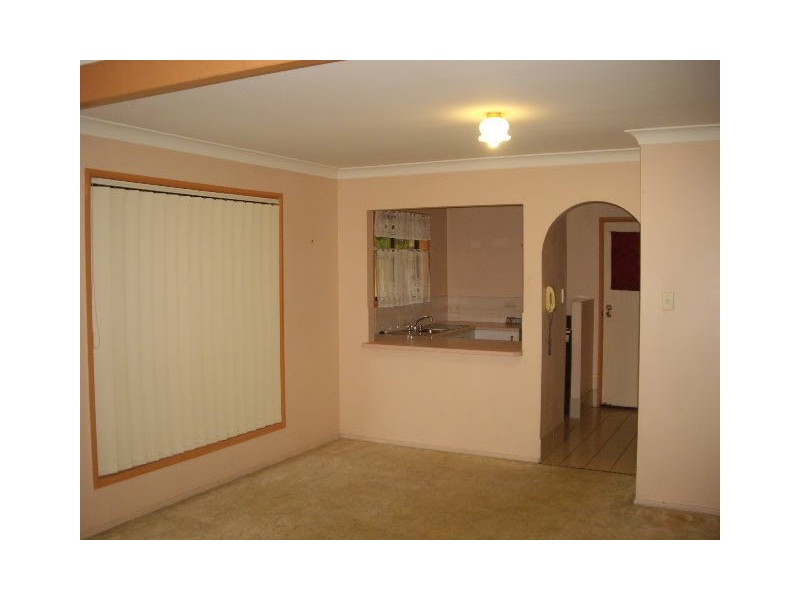 4/11 Woodbeck Ave, Beenleigh QLD 4207