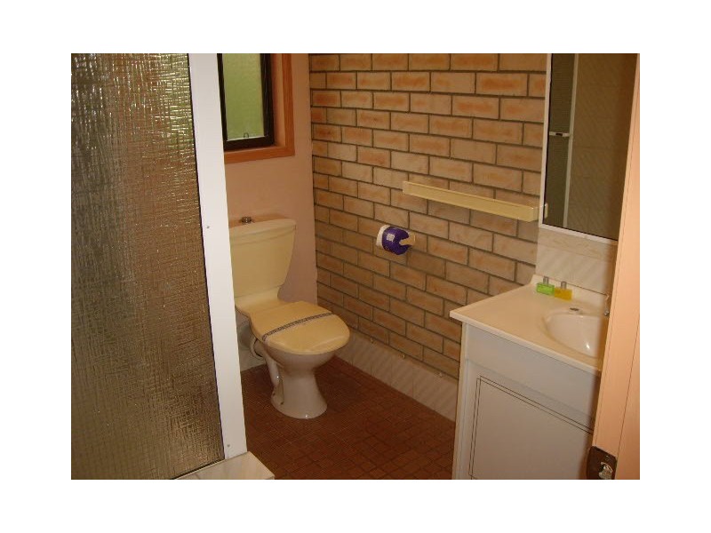 4/11 Woodbeck Ave, Beenleigh QLD 4207