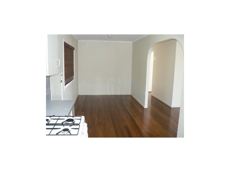 11 Garnett St, Slacks Creek QLD 4127
