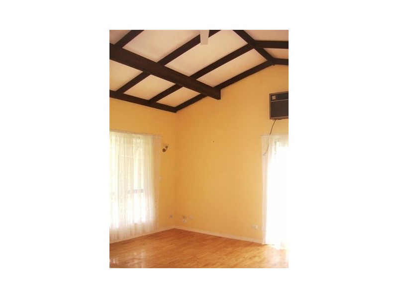 21 Osanna Ct, Daisy Hill QLD 4127