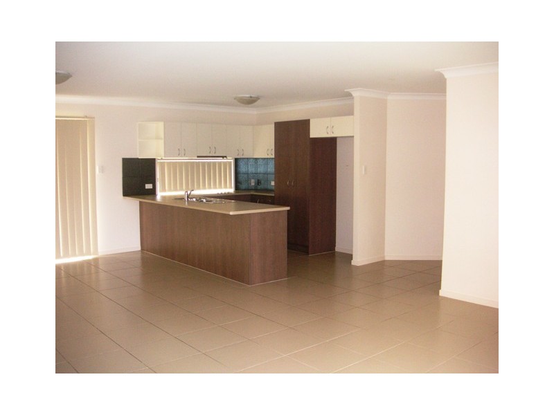 21 Rebecca Cct, Eagleby QLD 4207