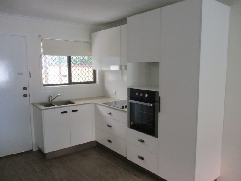 1/18 Albert St, Eagleby QLD 4207