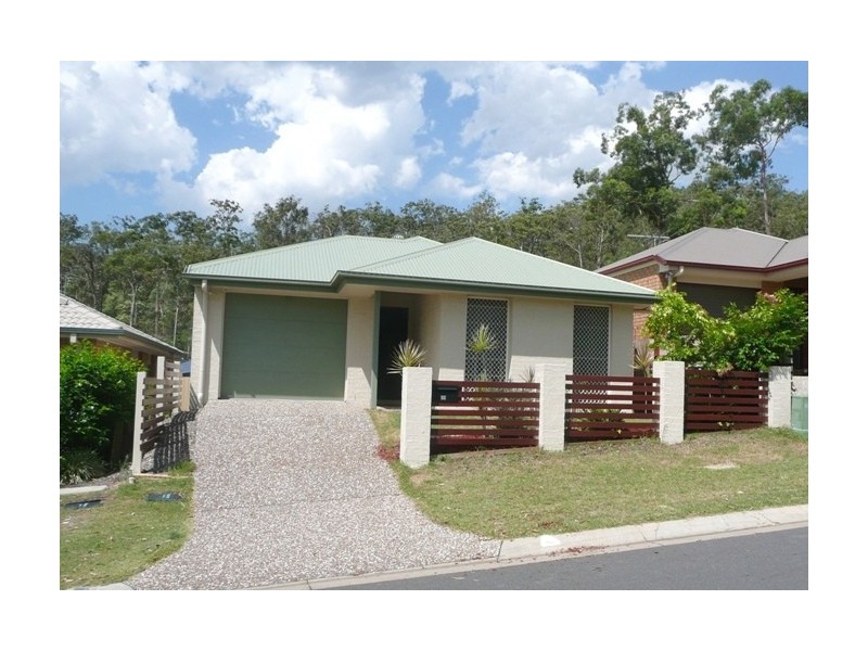 29 Carnarvon Cres, Waterford QLD 4133