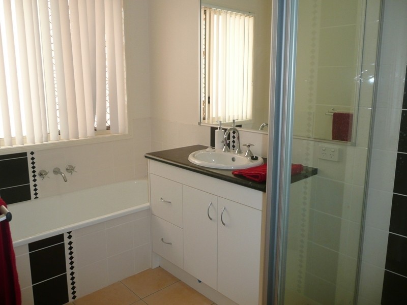 29 Carnarvon Cres, Waterford QLD 4133