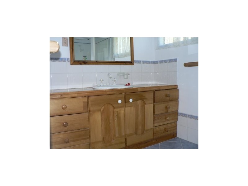 11 Garnett St, Slacks Creek QLD 4127