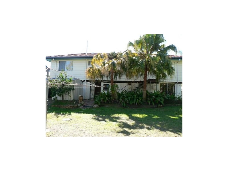 11 Garnett St, Slacks Creek QLD 4127