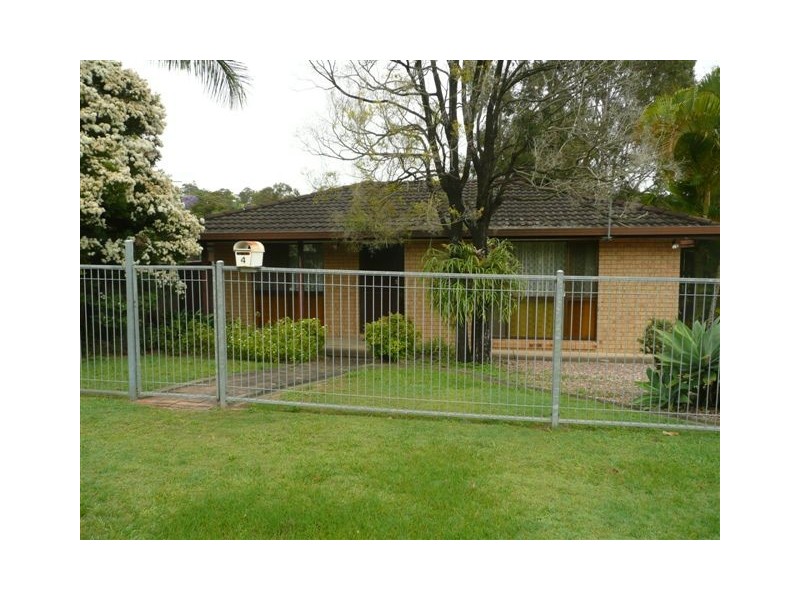 4 Meadow Street, Beenleigh QLD 4207