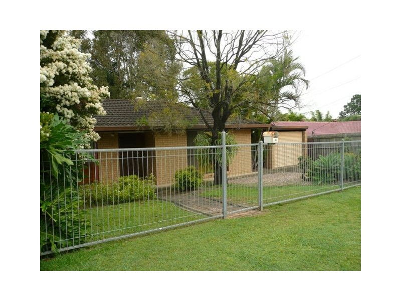 4 Meadow Street, Beenleigh QLD 4207