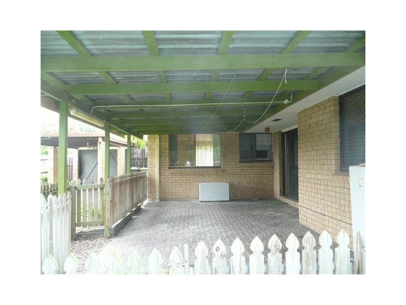 4 Meadow Street, Beenleigh QLD 4207