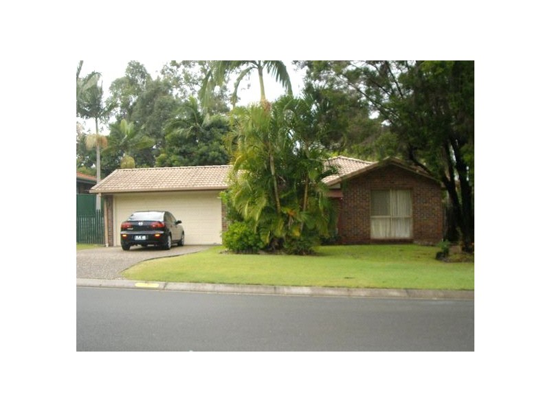 62 Kaiser Dr, Windaroo QLD 4207