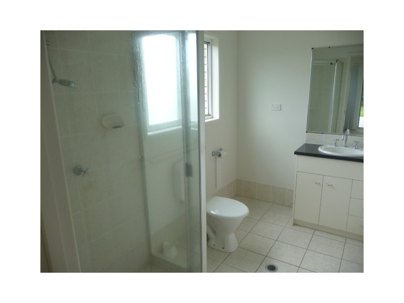 37 BEDIVERE DR, Ormeau QLD 4208