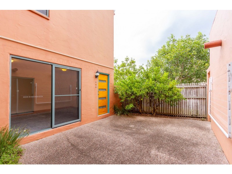 26/61 HARBURG DRIVE, Beenleigh QLD 4207