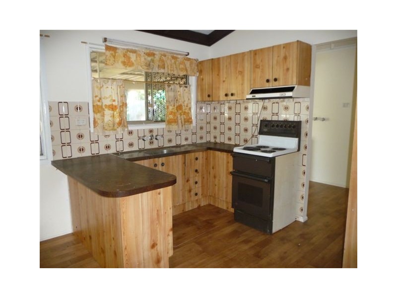 5 Walcha Crt, Beenleigh QLD 4207