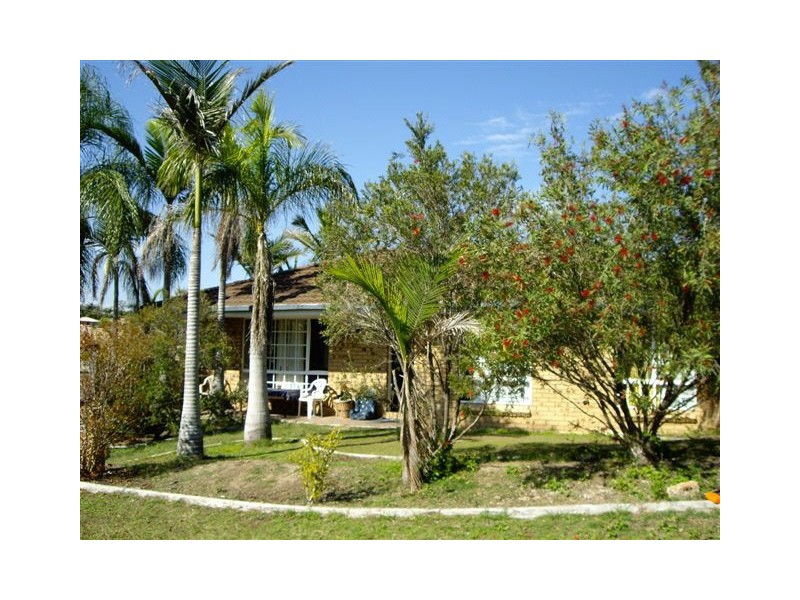 14 Tregana Cct, Edens Landing QLD 4207
