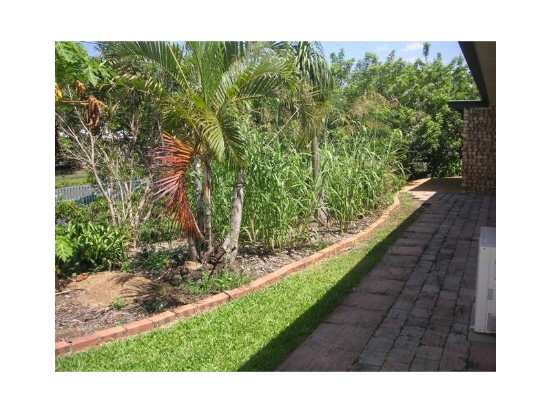 1 Tuff Crt, Shailer Park QLD 4128