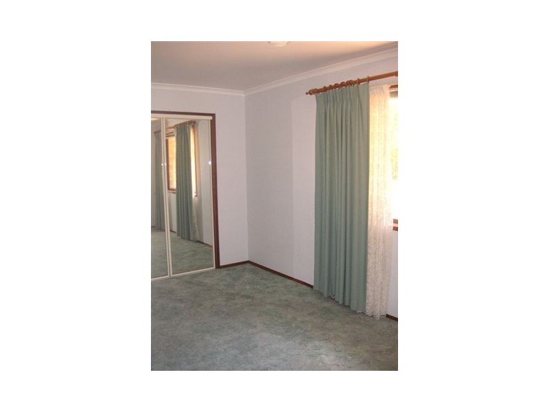 1 Tuff Crt, Shailer Park QLD 4128