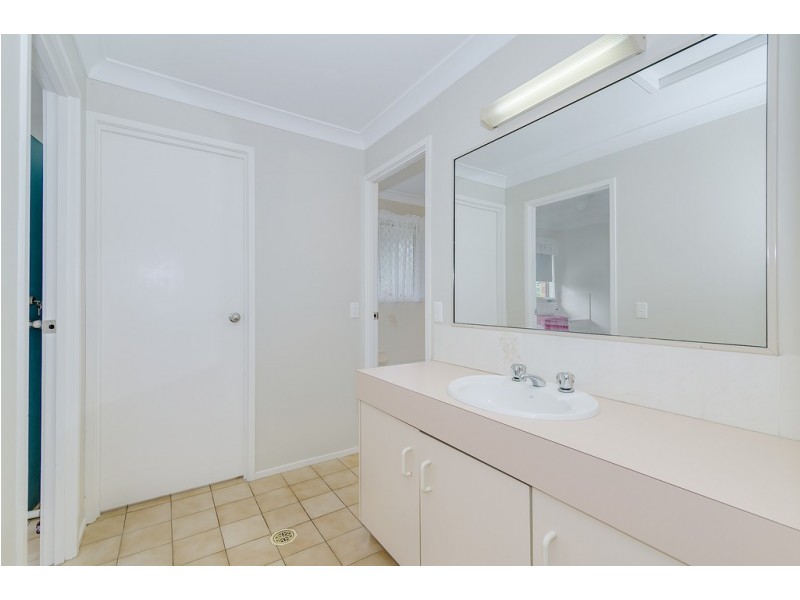 57 Kaiser Drive, Windaroo QLD 4207