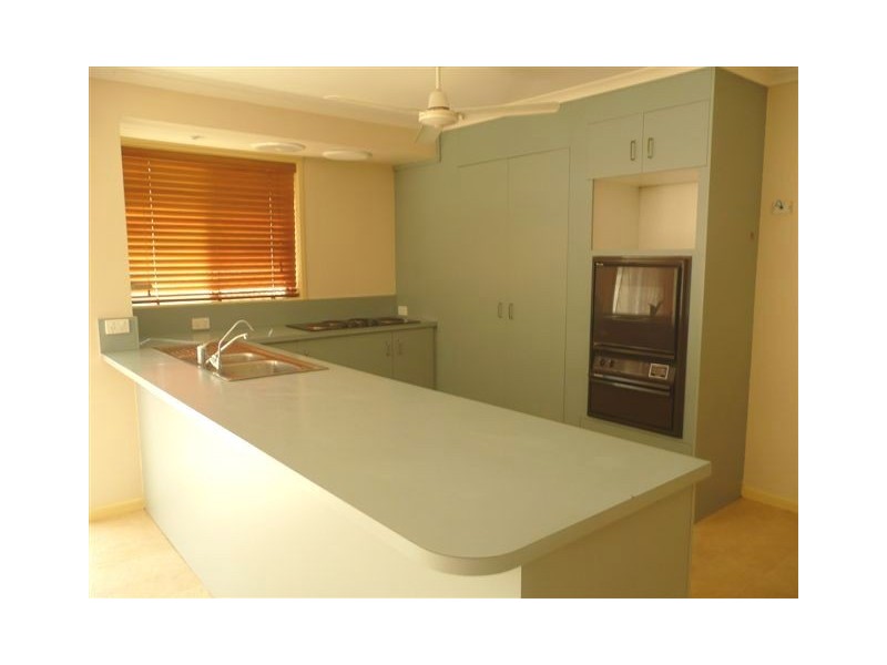 165 Castile Cres, Edens Landing QLD 4207