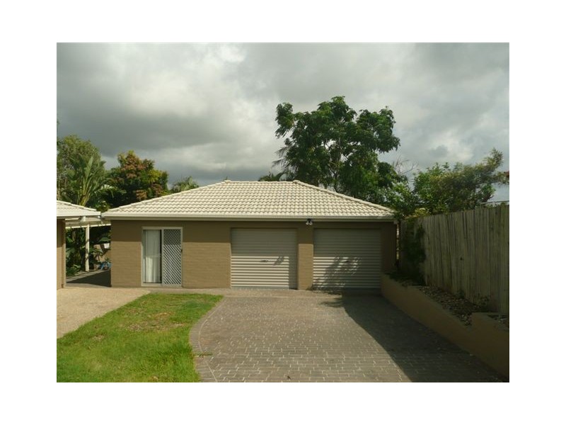165 Castile Cres, Edens Landing QLD 4207