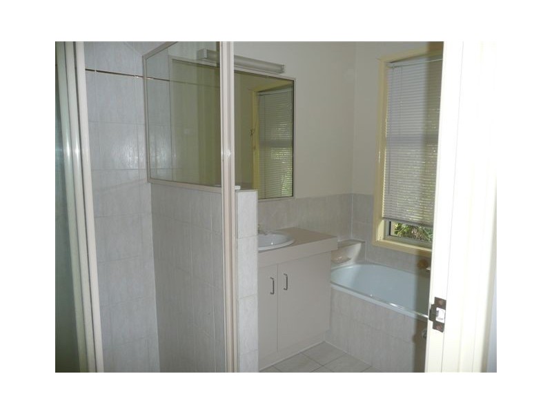 165 Castile Cres, Edens Landing QLD 4207