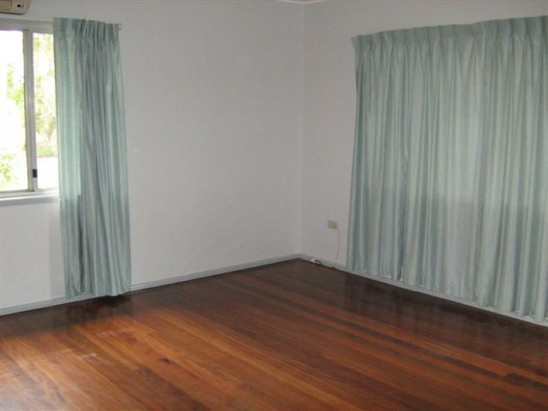 172 Clarks Rd, Loganholme QLD 4129