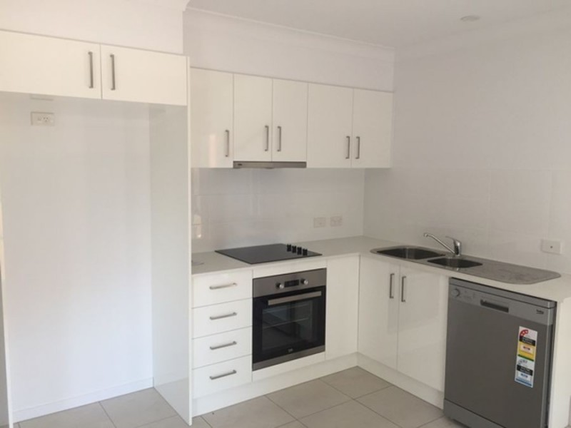 34 BINGO STREET, Holmview QLD 4207